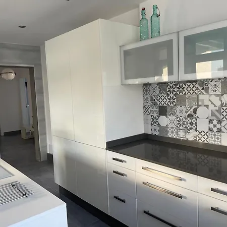 ヴィラ Grey By Vulcano Homes *
